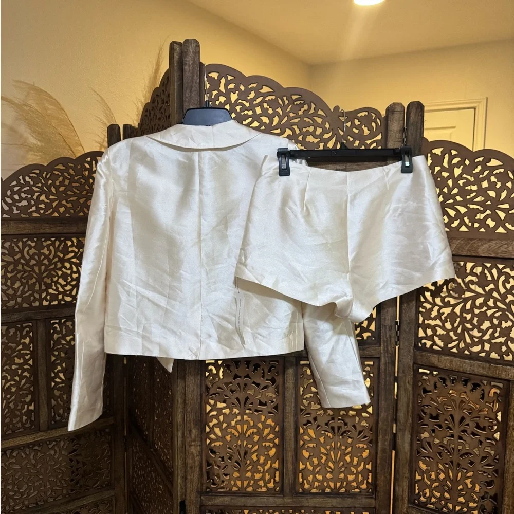 NEW NWT Reformation Dela Two Piece Set - Picture 5 of 5